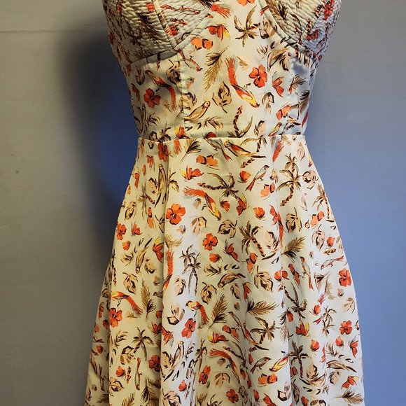 Short tropic pattern dress - Picture 2 of 4